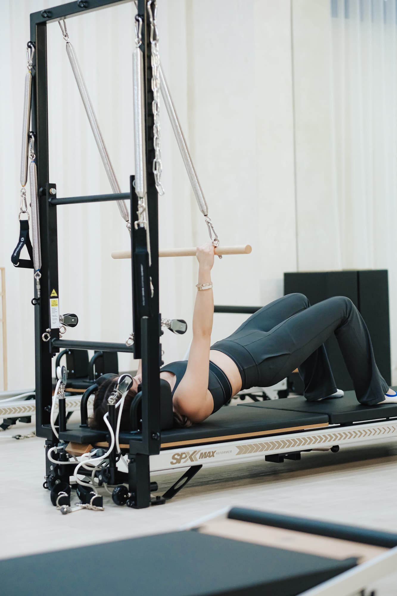 Evolve Movement Studio background 5